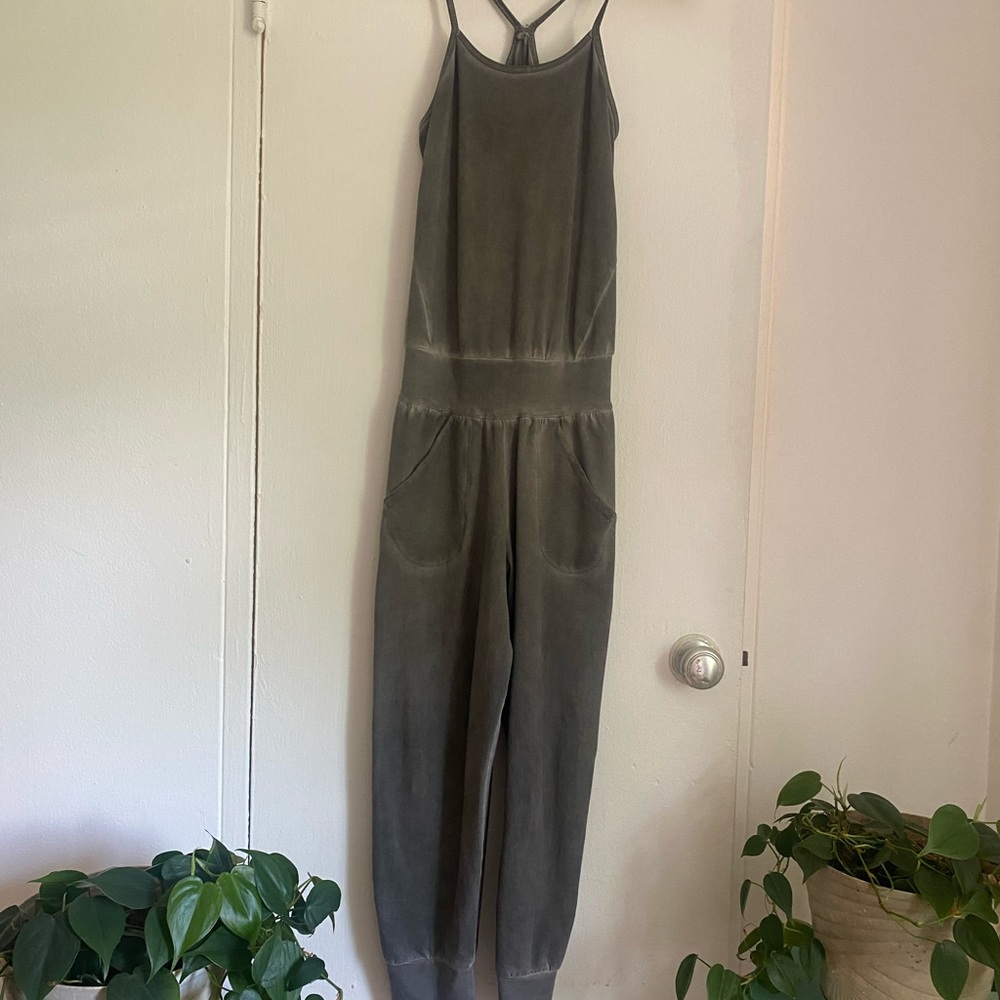 Gray Relaxed Jumpsuit with Elastic Waist